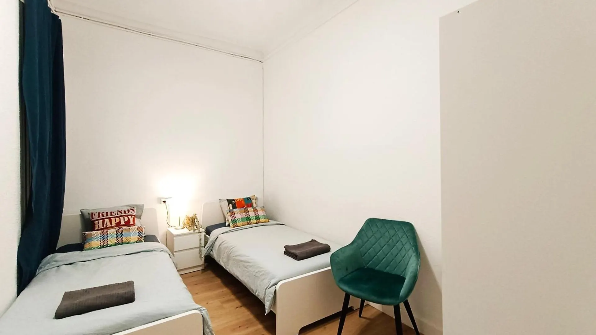 By Born & Gothic Rooms Barcelone 0*,  Espagne